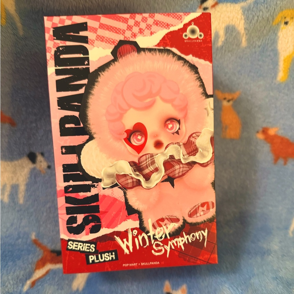 [UNOPENED/NEW] Skullpanda Winter Symphony Series Plush Keychain Blindbox